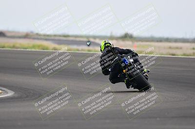 media/Apr-18-2025-TrackDaz (Fri) [[45f5874c44]]/C Group/Session 2 (Turn 10)/